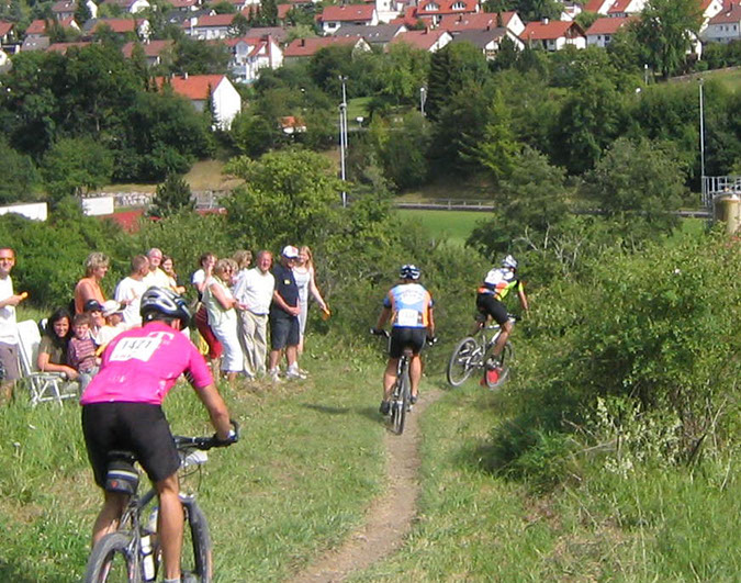 bm2004-28