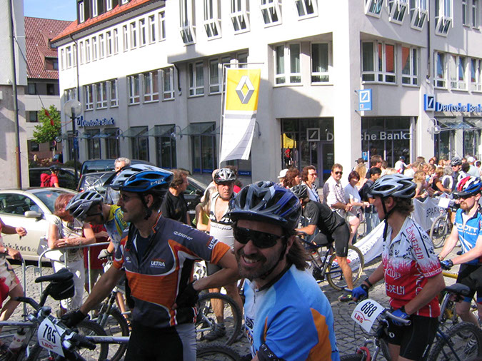 bm2004-30