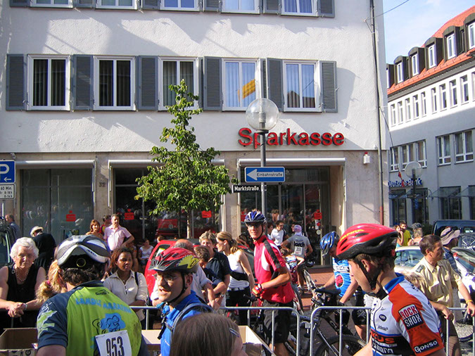bm2004-33