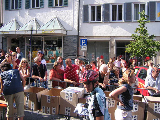 bm2004-35