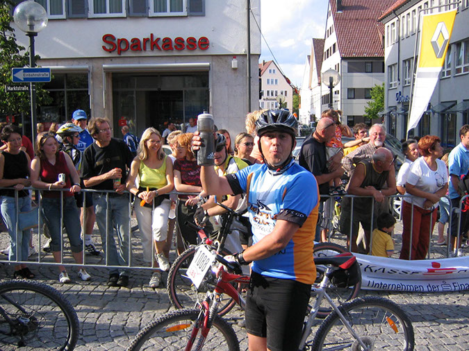 bm2004-38