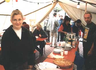 Marion und das Kuchenbüffet